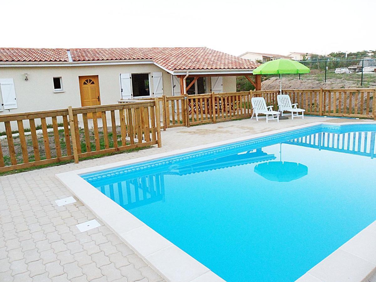 Etang Vallier Resort Brossac Zimmer foto