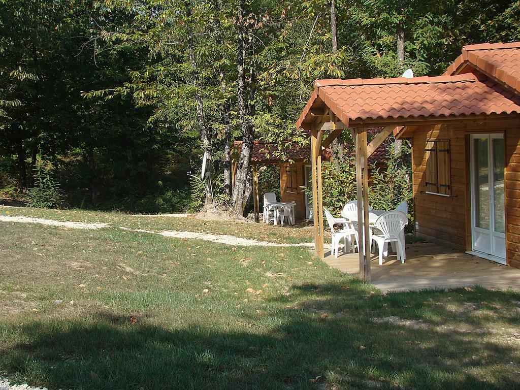 Etang Vallier Resort Brossac Zimmer foto